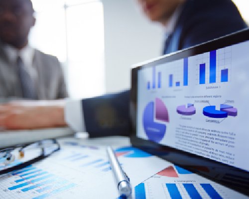 Com as rápidas transformações no mercado de trabalho, o aprendizado contínuo se torna essencial para a permanência profissional
